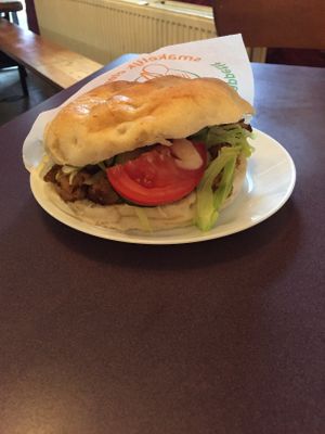 Vegan Kebab for 5€ at Les Oiseaux s'entetent in Liege