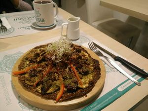 pizza raw at Espressate in Lima