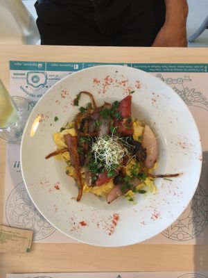 Fettuchine at Espressate in Lima