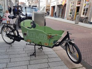 bicycle on pavement
 at Oerwoud in Den Bosch