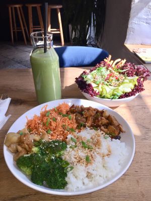 Korean bowl, creamy smoothie and salad  at Mihiderka - Józefa in Krakow
