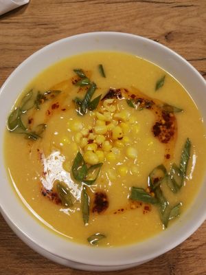 Vegan corn chowder at Mihiderka - Józefa in Krakow