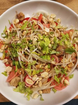 Vietnamese salad at Mihiderka - Józefa in Krakow