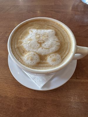 The cutest latte art I’ve even seen  at The Grain Cafe in Long Beach