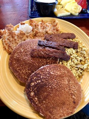 The Grain bfast plate with hashbrowns and tempeh bacon at The Grain Cafe in Long Beach