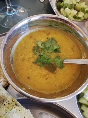 King Dhal afegit a una dosa at Dosa Nova in Sitges