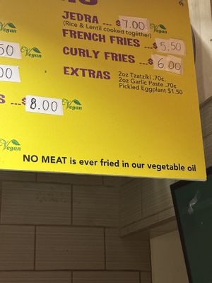 Clear labels  at Pita Pockets in Northampton