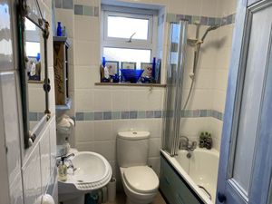 Bathroom  at Bleujennow in Penzance