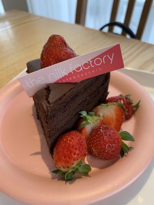 Avocado Chocolate Cake at The Nilk Factory - 더닐크팩토리 in Seoul