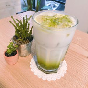 Almond milk matcha latte at The Nilk Factory - 더닐크팩토리 in Seoul