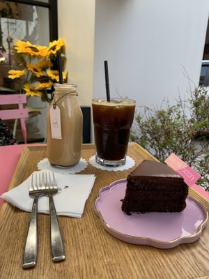 Chocolate cake, almond milk and coffee at The Nilk Factory - 더닐크팩토리 in Seoul