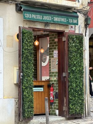 Cute fresh nice well located   at Yao Pressed Juicery in Lisbon