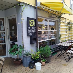 Außenansicht des Cafés at Cafe Kosmos in Odense