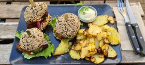 Three different 🍔 at Cafe Kosmos in Odense