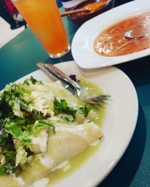 comida del día: enchiladas suizas y fideos at El Vegano in Guadalajara