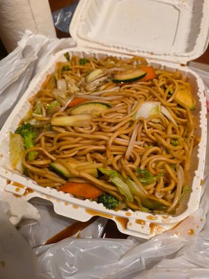 vegetable chow mein at China Chef in Clovis