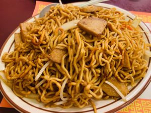 Chicken chow mein  at China Chef in Clovis