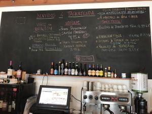 Bar at Taskatenda in Salvaterra De Mino
