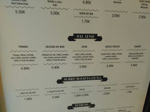 Ensaladas at DeGema Hamburgueria in Porto