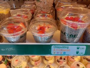 Chia pudding on the shelf (in two sizes) at Mr Clou - Hauptbahnhof in Frankfurt