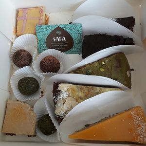 all kinds of raw vegan and vegan goodies from safa bakery at Safa in Zutphen