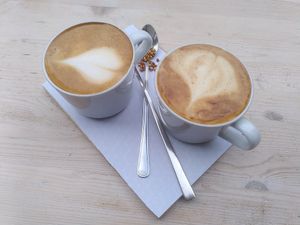 Oatmilk Cappuccini at Greentrees The Juicery - Lorettostrasse in Dusseldorf