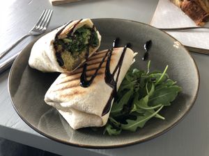 Levant Wrap mit Falafel at Greentrees The Juicery - Lorettostrasse in Dusseldorf