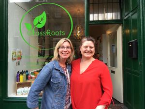 Owner, Joanne Thomas of Grassroots Health & Owner, Amy Kimsey of Healthy Adventures
Celebration of friendship & evening dining with small group at Grassroots Health in Edinburgh