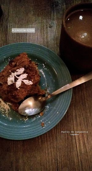 Pastel de zanahoria vegano at La Matatena Pizzeria in Oaxaca