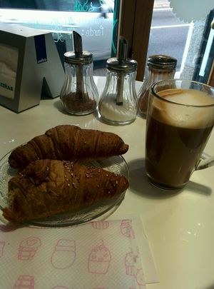 Vegan croissant&oat latte at Alice in Wonder Pie in Santiago De Compostela