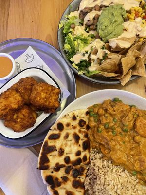 Massaman Curry, Mexicali Bowl & Mac & Cheese bites #Veganuary at Veg Bar in North Hobart