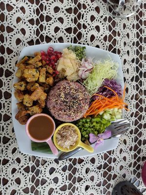 Salad at Be Cosy Rest formerly Blue Lagoon - Maybe closed in Koh Chang