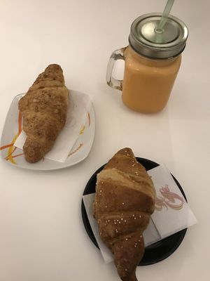 vegan croissant at Milano Caffe in Rome
