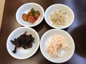 free sides: bean sprouts, pickled radish, spicy cucumber, seaweed at Hi Tofu in Temecula
