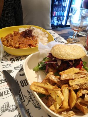 Beetroot burger and Stew curry at Marta's Veggie Fusion in Split