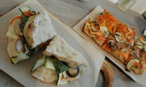 vegan panini en pinsa at Pinsa & Co in The Hague