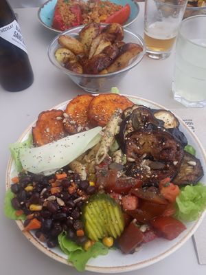 Bowl at Totum Cantine Bio in Nantes