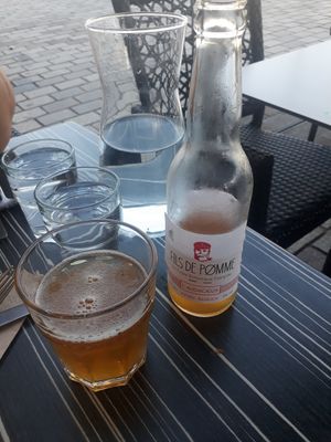 Cidre "l'audacieux" at Totum Cantine Bio in Nantes