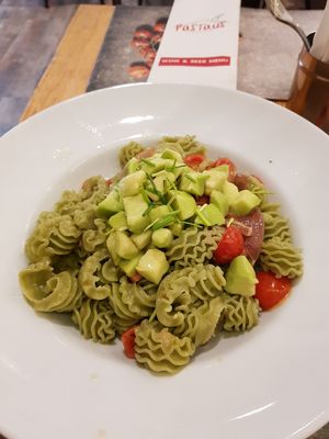 Spinach homemade pasta with vegan sauce at Pastaus in Valletta