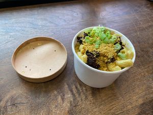 Mac N Cheese at Orchard Grocer in New York City