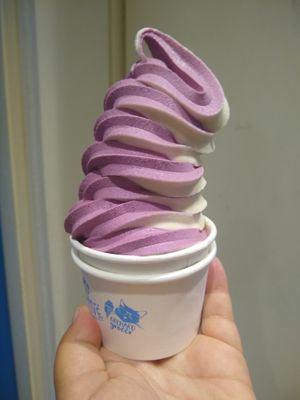 Blueberry vanilla twist at Orchard Grocer in New York City
