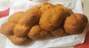 Vegan brioche at Fill Good in Budapest