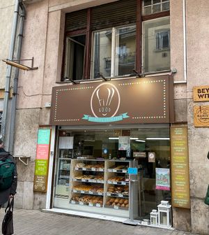 Front  at Fill Good in Budapest