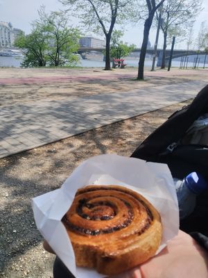  at Fill Good in Budapest