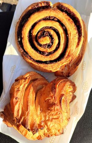 Chocolate Swirl and Chocolate-Peanut-Butter-Croissant at Fill Good in Budapest