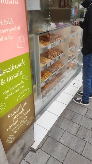  at Fill Good in Budapest