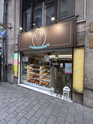   at Fill Good in Budapest