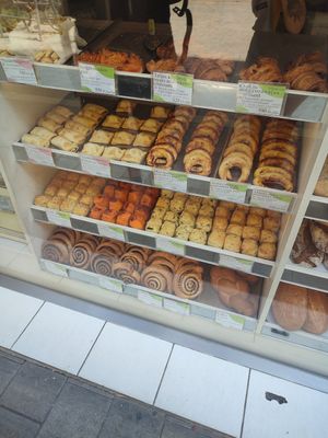  at Fill Good in Budapest