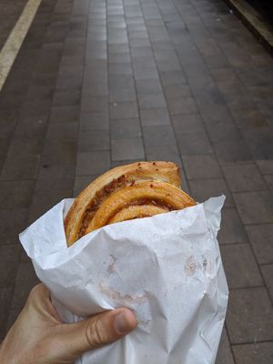 Apricot snail at Fill Good in Budapest