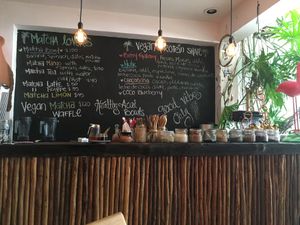 Counter at Aloha Raw Bar in Playa Del Carmen